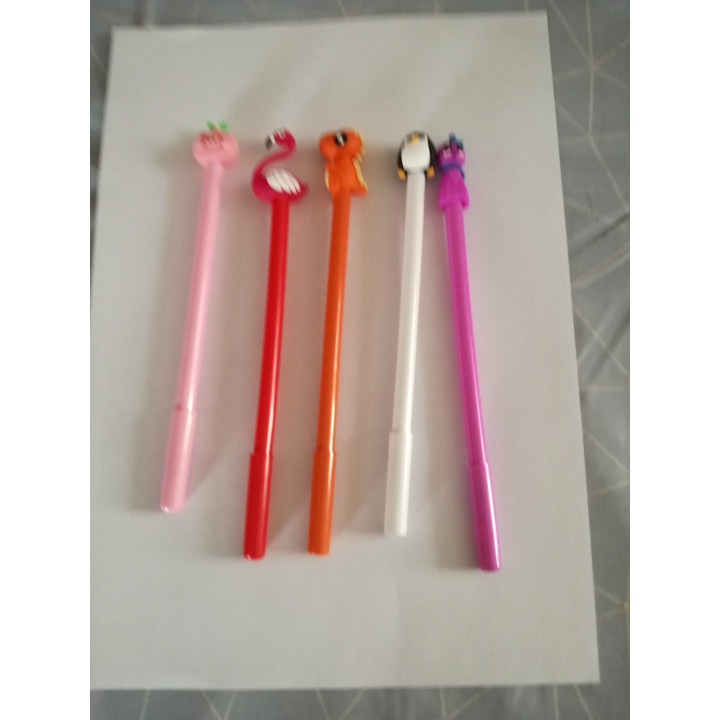 Lot de 5 stylos à bille